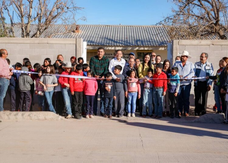 Entrega Municipio Barda Perimetral En Primaria De El Sauz Gracias Al