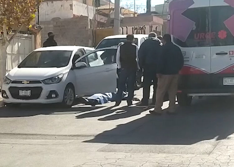 Hombre Se Desploma En El Suelo Y Muere Canal Chihuahua