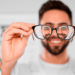 Esta es la vida útil promedio de los lentes oftálmicos