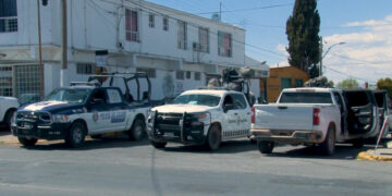 Detienen a ocho personas y aseguran arsenal en Uruachi