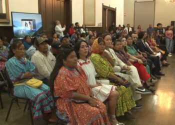 Firman convenio en apoyo a mujeres artesanas indígenas