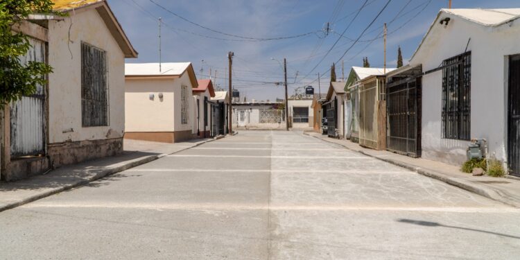 Concluyen pavimentación con concreto hidráulico en la calle General Luis Terrazas