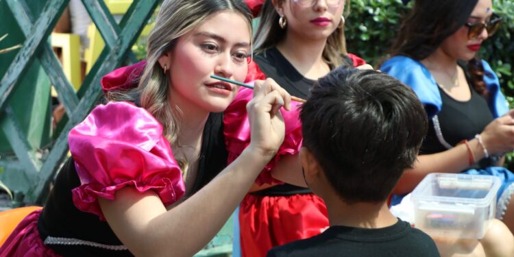 Familias disfrutan domingo familiar en el parque ‘El Colibrí’