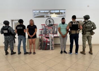 Detiene operativo de inteligencia a pareja con arsenal y considerable cantidad de droga