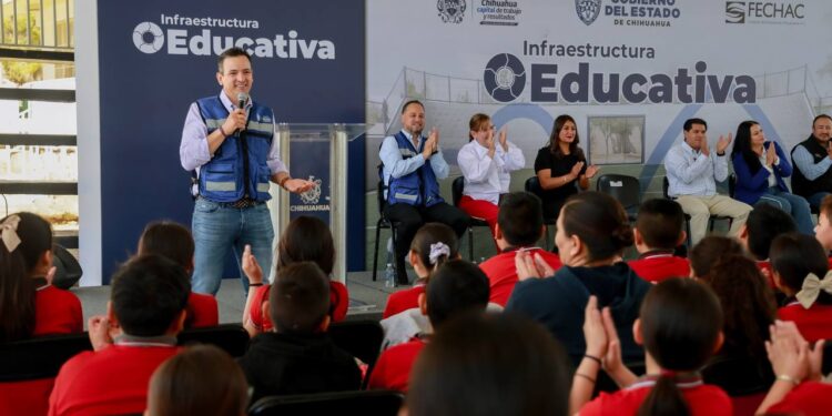 Entregan cancha de fútbol a la primaria Vicente Suárez