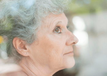 Demencia podría predecirse hasta 12 años antes del diagnóstico, según estudio