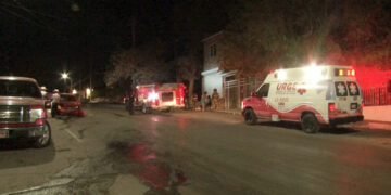 Choque deja a mujer embarazada con lesiones