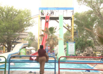 Familias chihuahuenses disfrutaron los balnearios este Viernes Santo