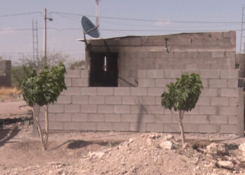 Hombre muere en incendio dentro de su domicilio en Delicias