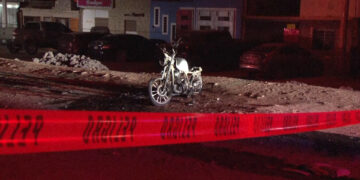 Balean casa y queman moto en la colonia Secretaría de la Marina