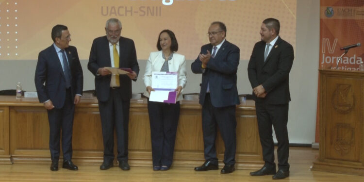 Realizan IV Jornada de Investigadores UACH