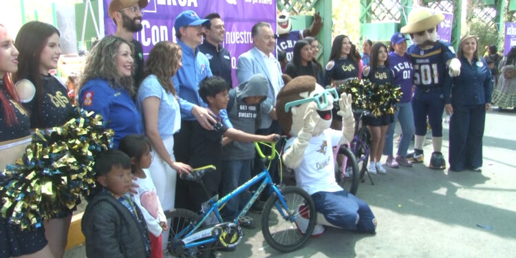 Festejan a niñas y niños indígenas en el parque El Colibrí