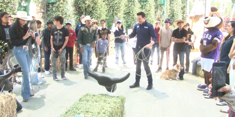 Festejan a niñas y niños indígenas en el parque El Colibrí