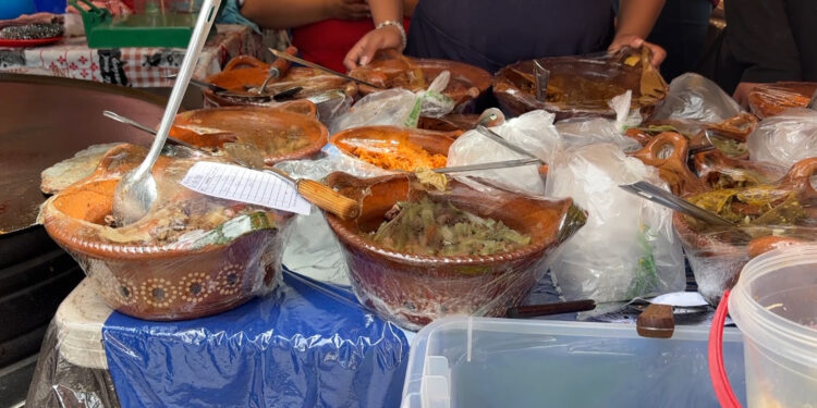 Creyentes conmemoran el Viernes Santo con ayuno de carne