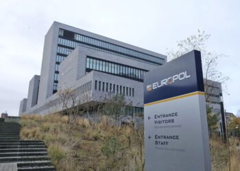 Europol cierra plataforma con videos de pedofilia; tenía más de un millón de usuarios