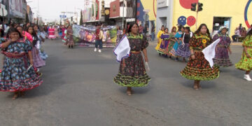 Desfile cultural sorprende en Cuauhtémoc