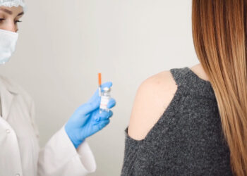 Instalan módulos de vacunación por aumento en casos de sarampión