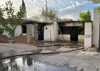 Queman vivienda tras “ver fantasmas” en la colonia Francisco Villa