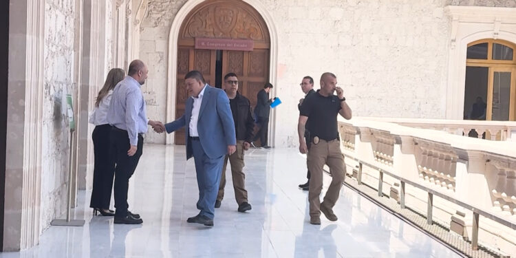 Revisa Maru Campos avances con su gabinete