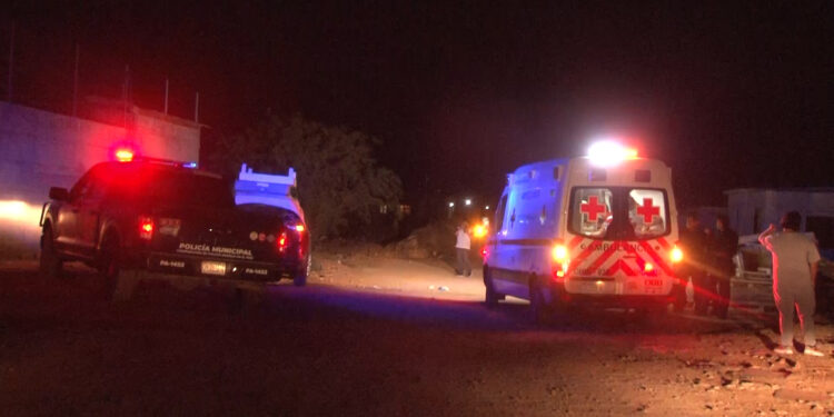 Atropellan a peatón durante supuesto enfrentamiento armado