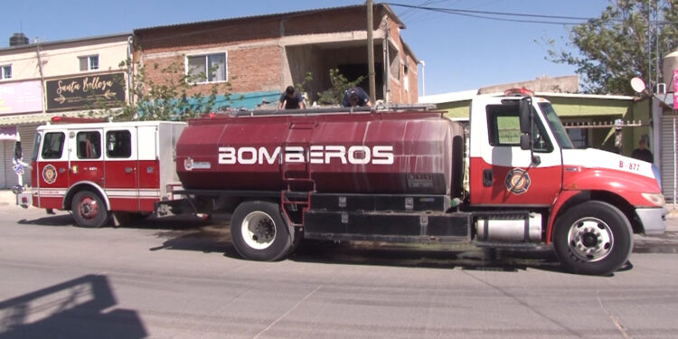 Joven resulta herido en incendio en la colonia Vicente Güereca