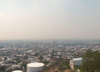 Humo de incendios en Guerrero y Ocampo llega a la capital