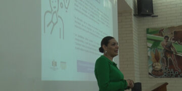 Imparte IEE plática a candidatos al Poder Judicial en Delicias