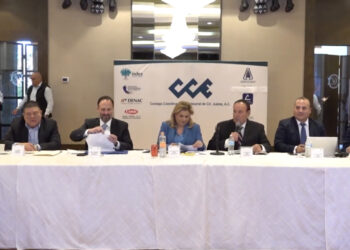 Se reunió Maru Campos con empresarios en Juárez