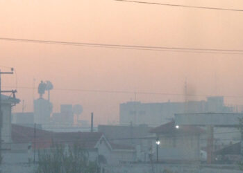 Productores en Cuauhtémoc recurren a “prendidas” para proteger cosechas