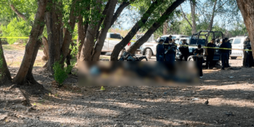 Encuentran dos motociclistas sin vida en Aldama