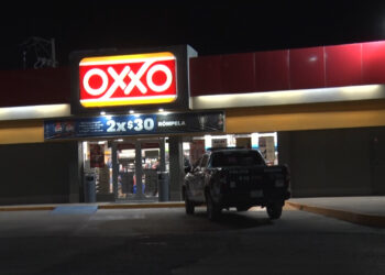 Asaltan Oxxo en el fraccionamiento Las Vírgenes en Delicias