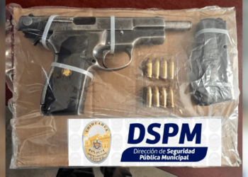 Policías aseguran arma de fuego en la colonia Alfredo Chávez