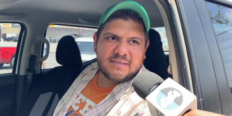 Conductores piden agilizar cruce en carretera a Aldama