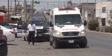 Atropellan a mujer en plaza comercial de Quintas Carolinas