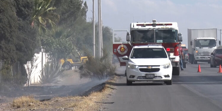 Se registra incendio en rancho entre Delicias y Meoqui