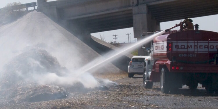 Arde remolque en carretera Cuauhtémoc–Chihuahua