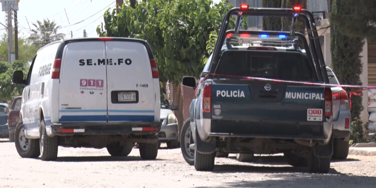 Localizan a joven sin vida en el patio de su casa en Saucillo