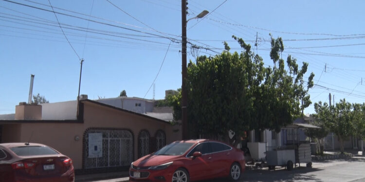 Denuncian falla en luminarias de la Avenida 17 en Delicias