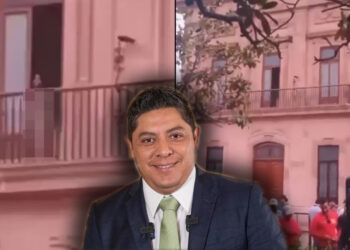 Captan a mujer desnuda en Palacio de Gobierno de SLP y el gobernador dice que era un fantasma