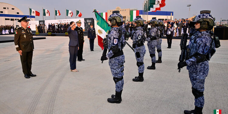 Inaugura la presidenta Claudia Sheinbaum Feria Aeroespacial 2025