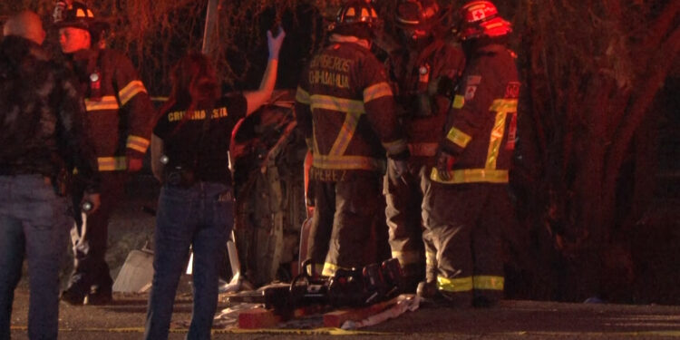 Volcadura deja una persona sin vida en el Lombardo Toledano