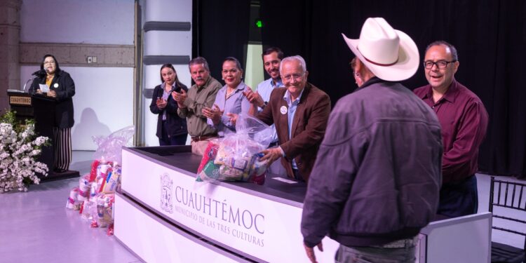 Inicia entrega de despensas a 1810 familias de Cuauhtémoc
