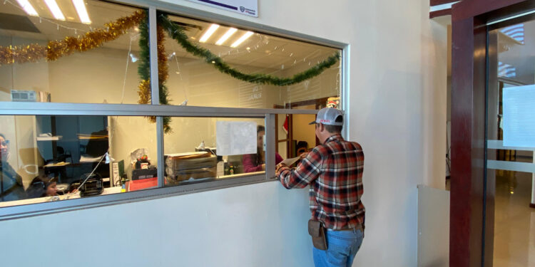 Amplían plazo para la renovación de micas de fierro de herrar