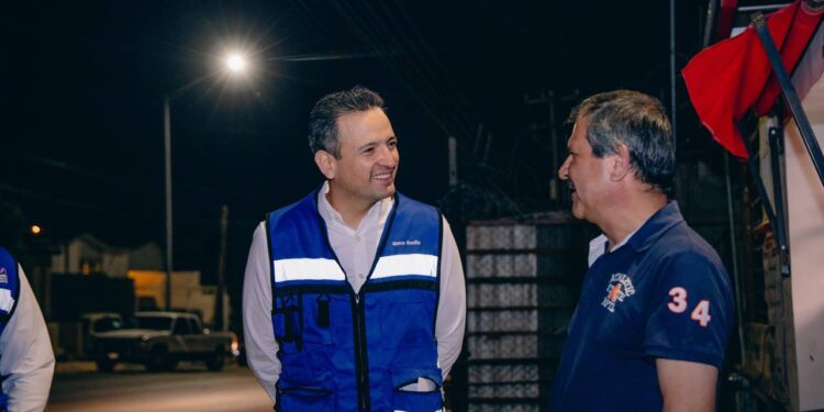 Recorre Marco Bonilla calles de la colonia Cerro de la Cruz