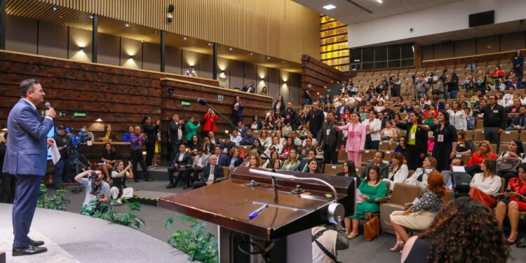 Toma de protesta de nuevos integrantes de la Red de Ciudades Amigas de la Niñez