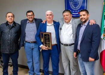 José Reyes Tena Vega se jubila tras 29 años de servicio