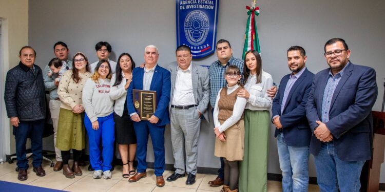 José Reyes Tena Vega se jubila tras 29 años de servicio