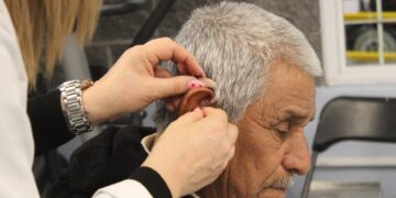 Entregarán aparatos auditivos con el programa “Todo Oídos”