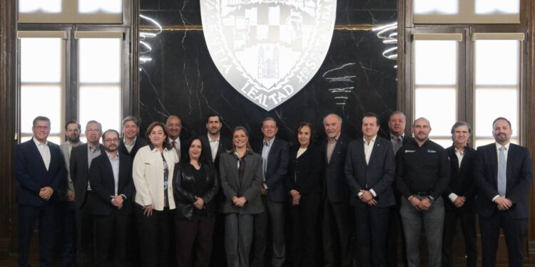 Gobernadora y rector del Tec de Monterrey analizan proyectos de colaboración