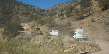 Rehabilitan camino al Parque Nacional Cumbres de Majalca
